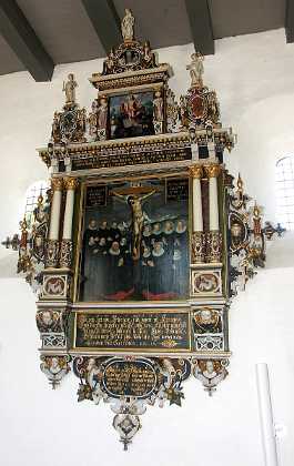 Nis Hansen 1618 Nis Hansen, herredsfoged f. 1558 d. 1616 samt hustru Anna Nisses f. 1570 d. 1620. 1610-19 Haderslev stift