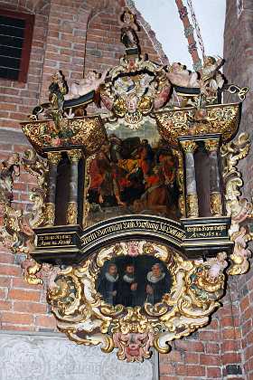 Hans Reiman ca. 1638 Hans Reimann brøndmester d. 1638 samt hans hustru Ursula Hansdatter Medzners d. 1639 og hendes anden mand Ananias Krause...