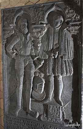 Christen og Peder Skram Christen og Peder Skram. Begge døde i 1566. Dateret 1579 1570-79. Århus stift